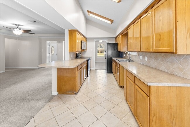 Building Photo - 2117 Whatley Dr