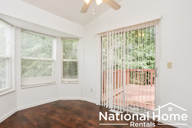 Building Photo - 14339 Jamestown Bay Dr