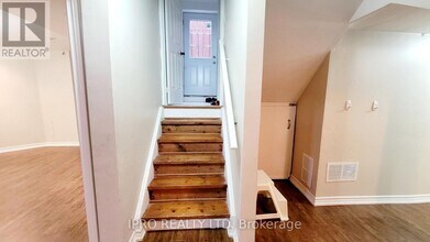 Building Photo - 3 Casa Ln