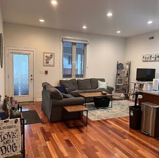 Photo - 1827 Vineyard St (Philadelphia, PA)