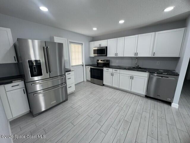 Building Photo - 2137 Canterbury Ln