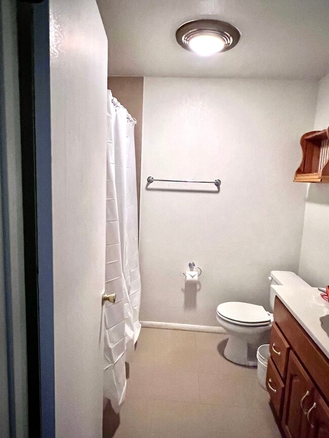 Building Photo - 85 Chambers Ave