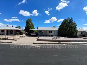 Building Photo - 8910 Fairbanks Rd NE