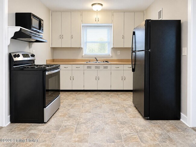 Foto del edificio - 210 Breckenridge Ln