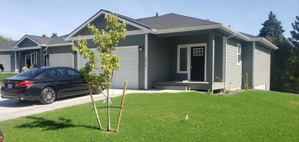 Building Photo - 4310-4312 N Centennial Ln