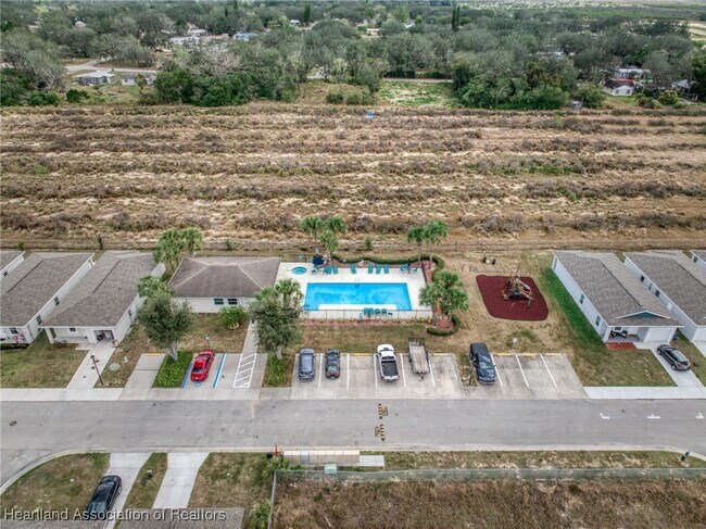 Building Photo - 1103 Gigon Ct