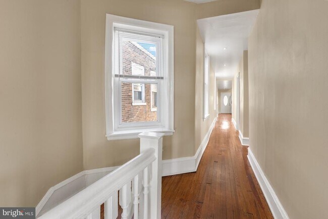 Building Photo - 4623 Sansom St