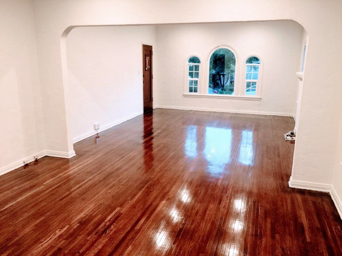 Foto principal - 6087 Alcott St