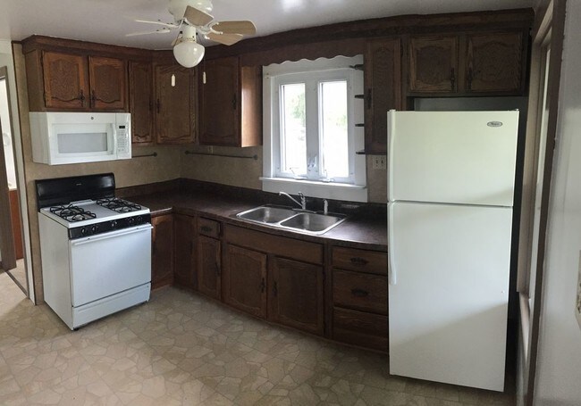 Building Photo - 18 Oak Tree Rd- Manheim PA