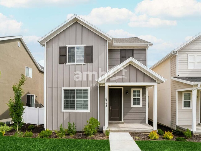 Building Photo - 6570 Old Forest Dr