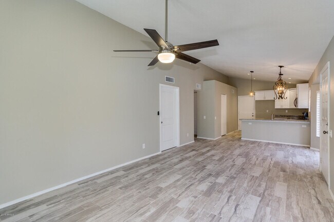 Foto del edificio - 5237 W Jupiter Way N
