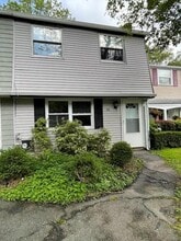 Building Photo - 56 Wooded Ct