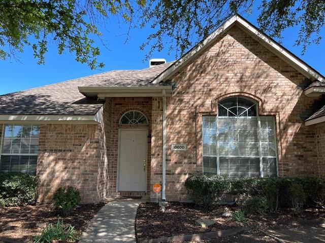 Building Photo - 10800 Red Cedar Dr