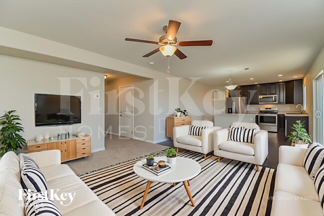 Building Photo - 10913 Nolin Dr