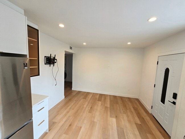 Foto del edificio - 14929 Titus St