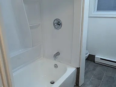 Building Photo - 6th St