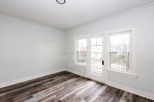 Foto del edificio - 3300 E 149th St