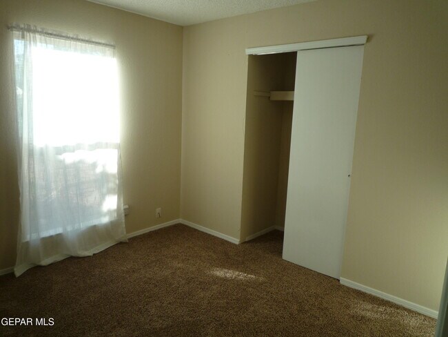 Foto del edificio - 10708 Levelland Pl