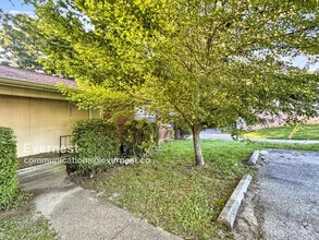 Building Photo - 1847 Dana Ln