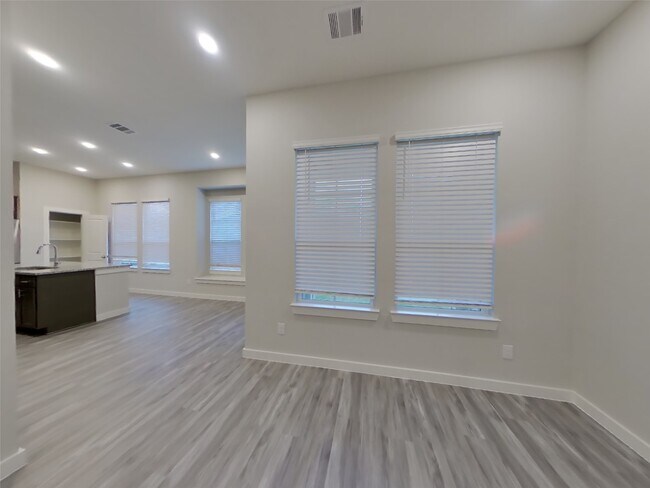 Building Photo - 22843 Terrazzo Dr