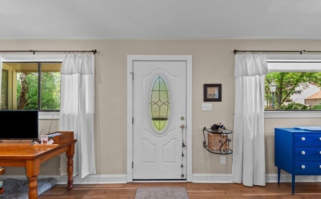 Foto del edificio - Exquisite One Level Townhome Quarterdeck Townes 2x2 Riverbend