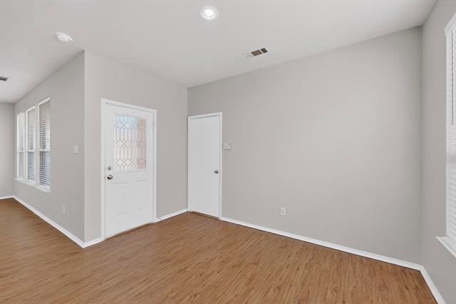 Foto del edificio - 10913 Dillon St