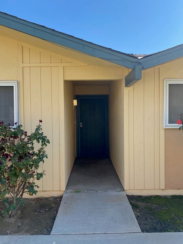 253 W Beechwood Ave Unit 253, Fresno, CA 93650 Apartments in Fresno