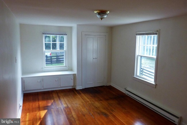 Building Photo - 3135 Rockland Rd