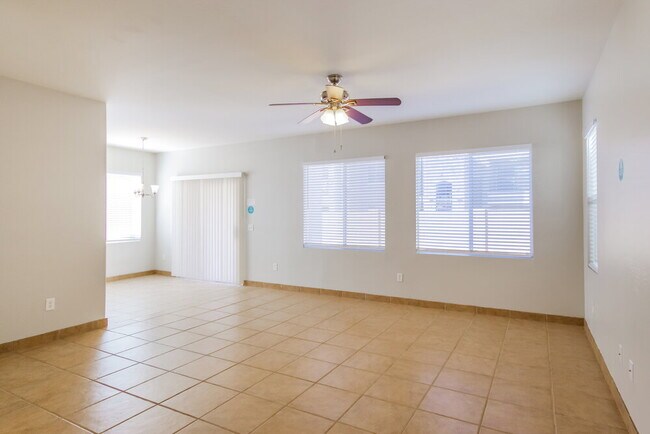 Foto del edificio - 34806 N 31st Ave