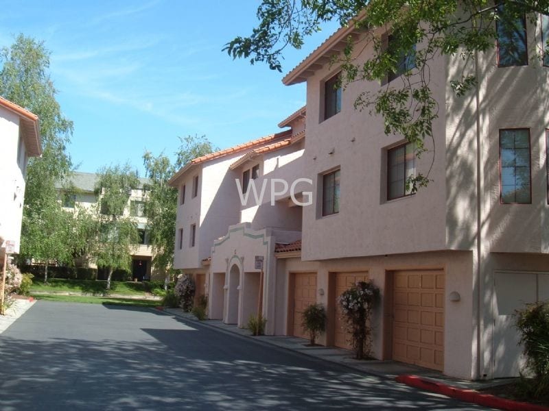 Primary Photo - 10174 Danube Dr