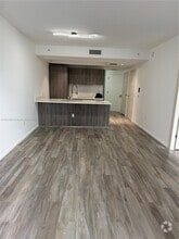 Building Photo - 801 S Miami Ave