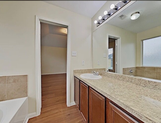 Building Photo - 64 Atascadero Dr