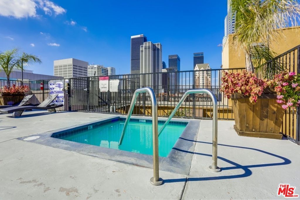 312 W 5th St Unit 601, Los Angeles, CA 90013 Condo for Rent in Los