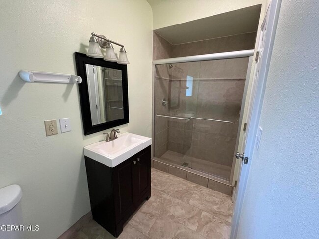 Foto del edificio - 614 E Missouri Ave