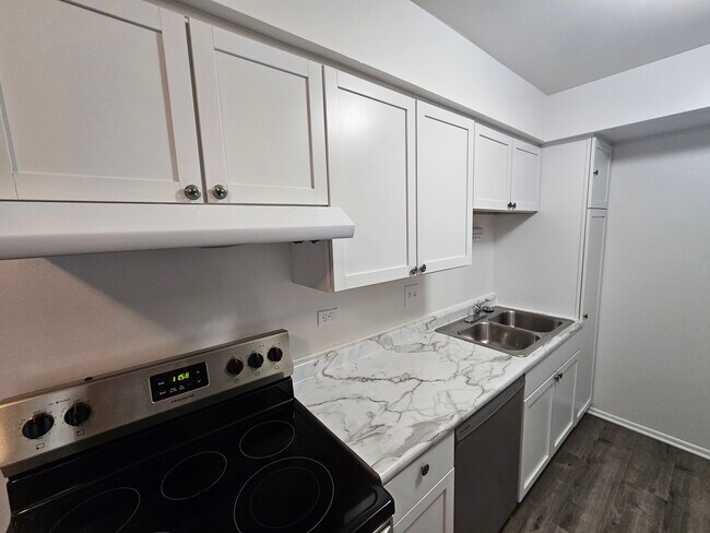 Foto del edificio - 1215 S Forums Ct