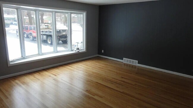 Foto del edificio - 6488 N Rural St