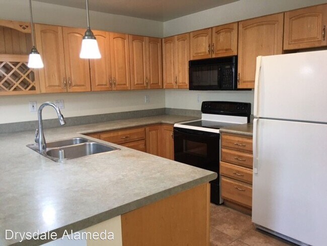 Building Photo - 4 br, 2.5 bath House - 3506 Savana Lane
