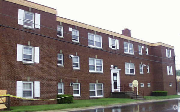 Foto del edificio - Patrick Henry Apartments