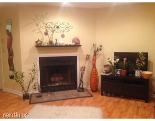 Building Photo - 2 br, 2 bath  - 1210 Vfw Pkwy Apt 5