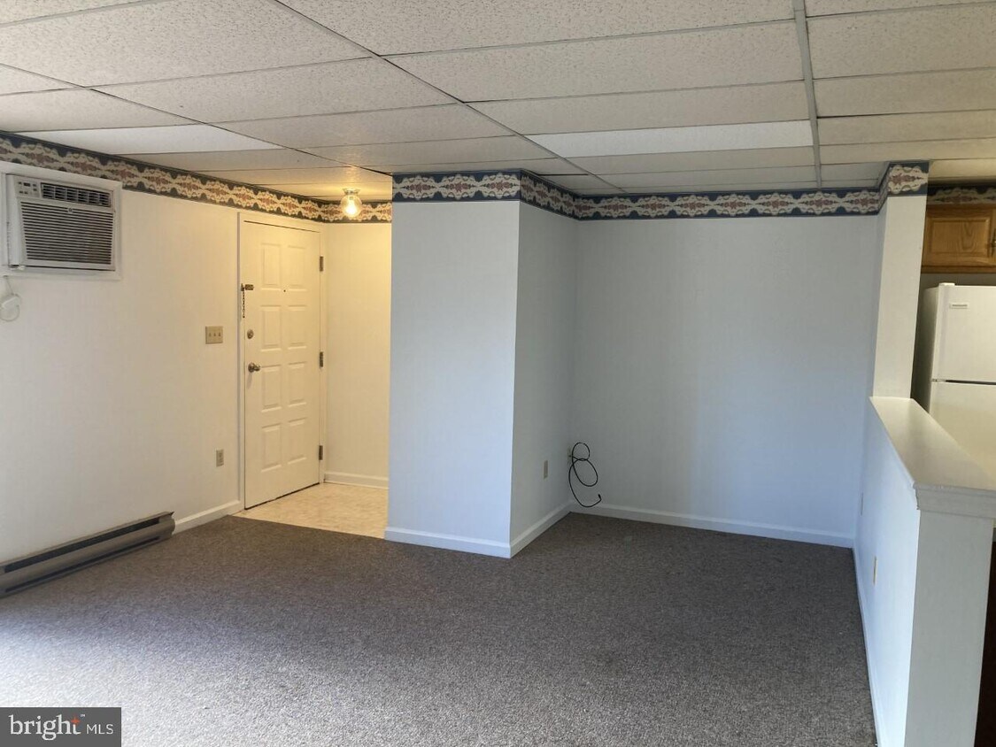 Primary Photo - 119 Hamilton Ave