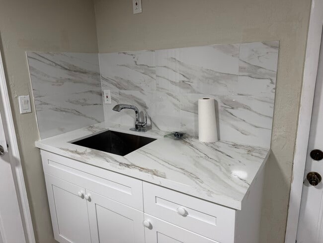 Foto del edificio - 1601 SW 63rd Ter