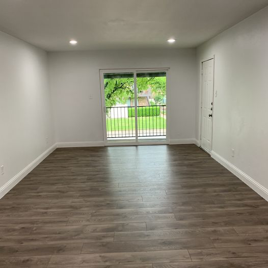 Building Photo - 6011 Danbury Ln