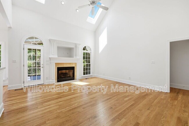 Foto del edificio - 223 Kinvara Ct