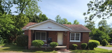 Building Photo - 696 Villa Crest Ave