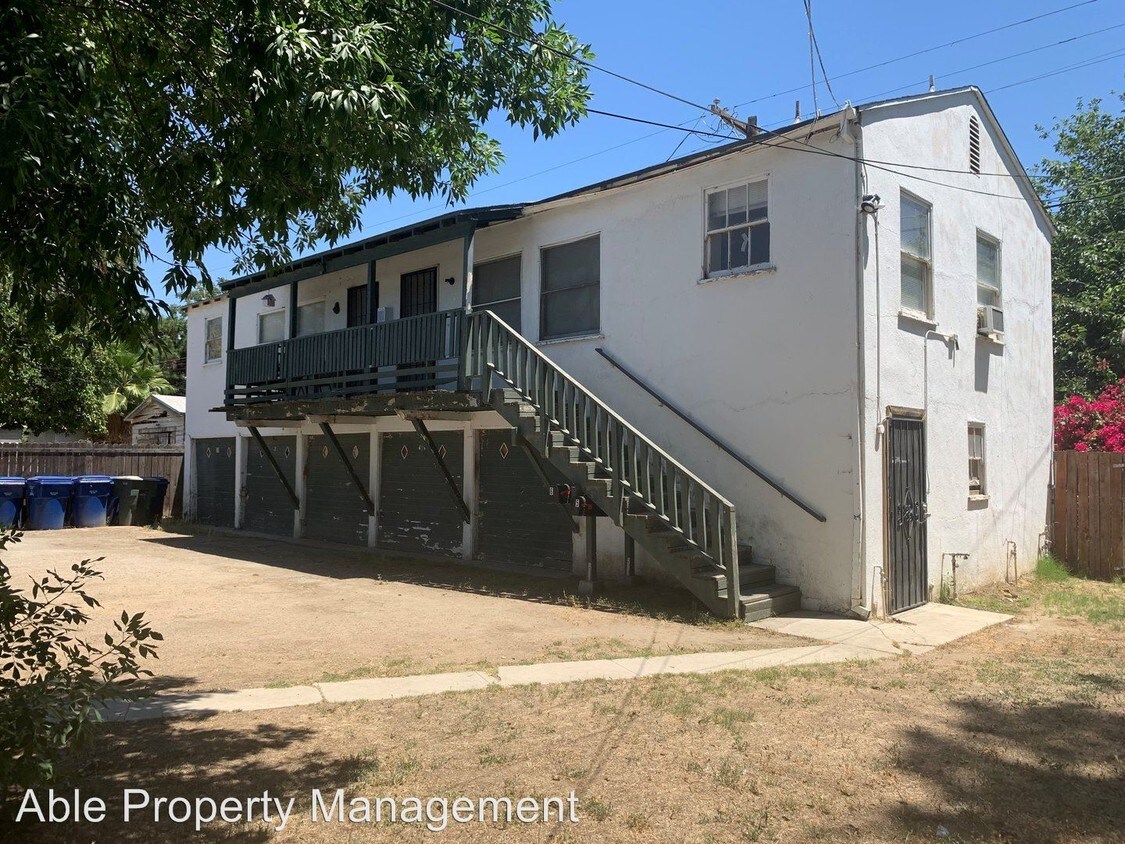 Primary Photo - 221 Wilson Ave