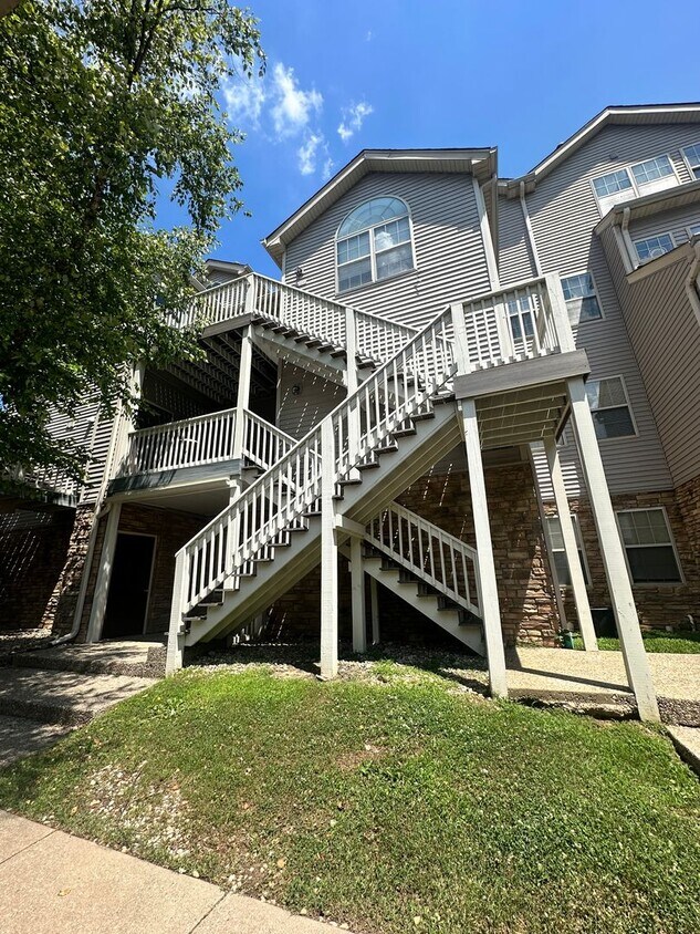 Foto principal - 2BR/2BA Updated Condo in Prospect Glen Vil...