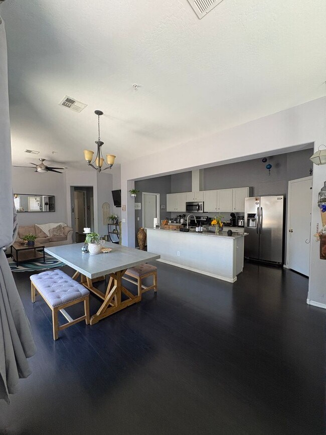 Foto del edificio - 1225 N 36th St