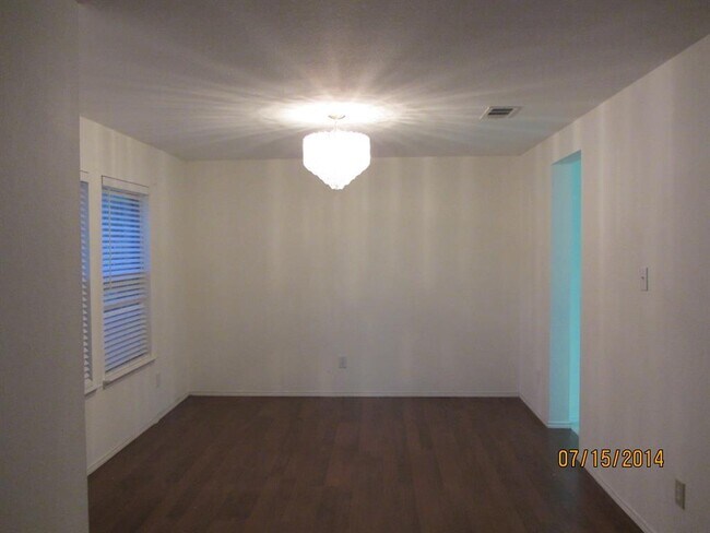 Foto del edificio - 12206 Ridgetop Cir