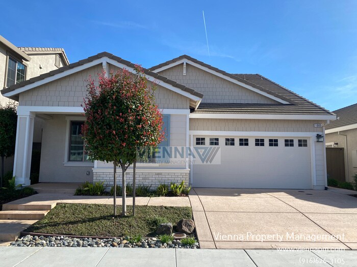 Primary Photo - Live in a BRAND NEW MODEL HOME