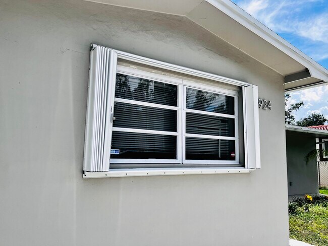 Foto del edificio - 924 Johnson St